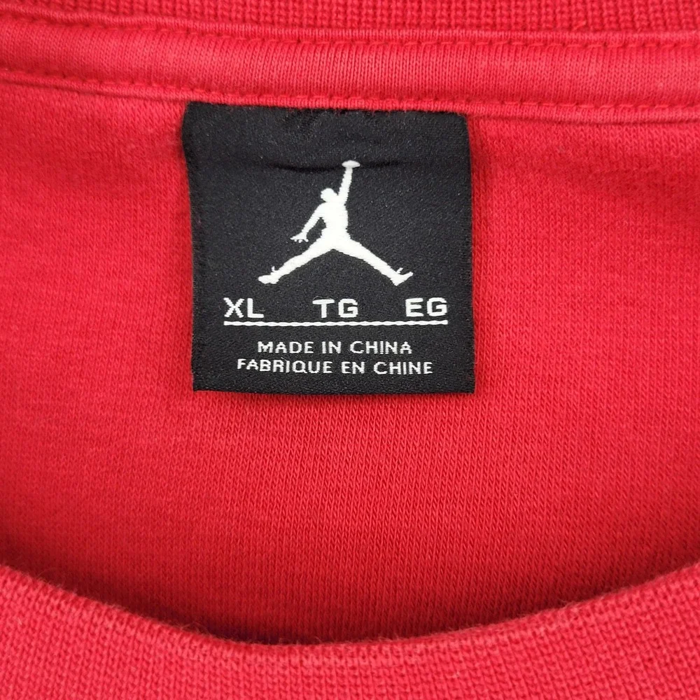 Jordan‎ Sweatshirt Mens XL Red Graphic Raglan Sleeve Crewneck Pullover